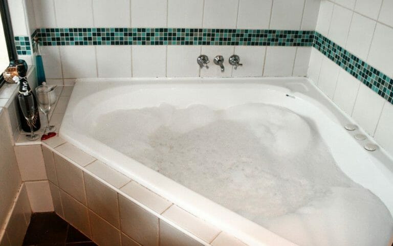 Cloud Nine Spa Chalets - Spa in Arcadia